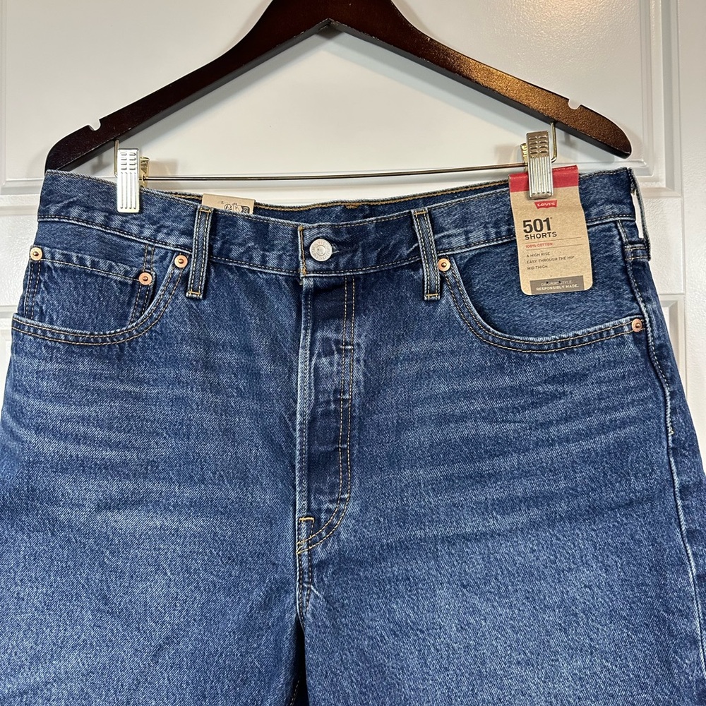 Levi's Mid Wash Blue Jean Shorts - Picture 3 of 14